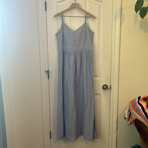 LOFT | Striped Spaghetti Strap Blue & White Maxi Dress Size Large Classic Cotton - Picture 2 of 11